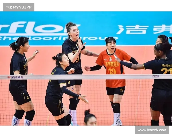今晚中国女排激情对决,锁定精彩直播不容错过,快来一起为女排加油! 今晚中国女排激情对决,锁定精彩直播不容错过,快来一起为女排加油!